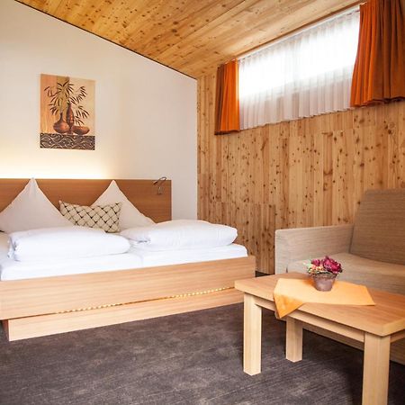 Gasthof Zum Goldenen Loewen Наудерс Екстериор снимка