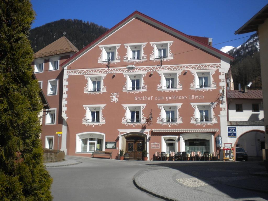 Gasthof Zum Goldenen Loewen Наудерс Екстериор снимка