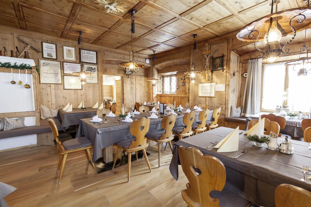 Gasthof Zum Goldenen Loewen Наудерс Екстериор снимка