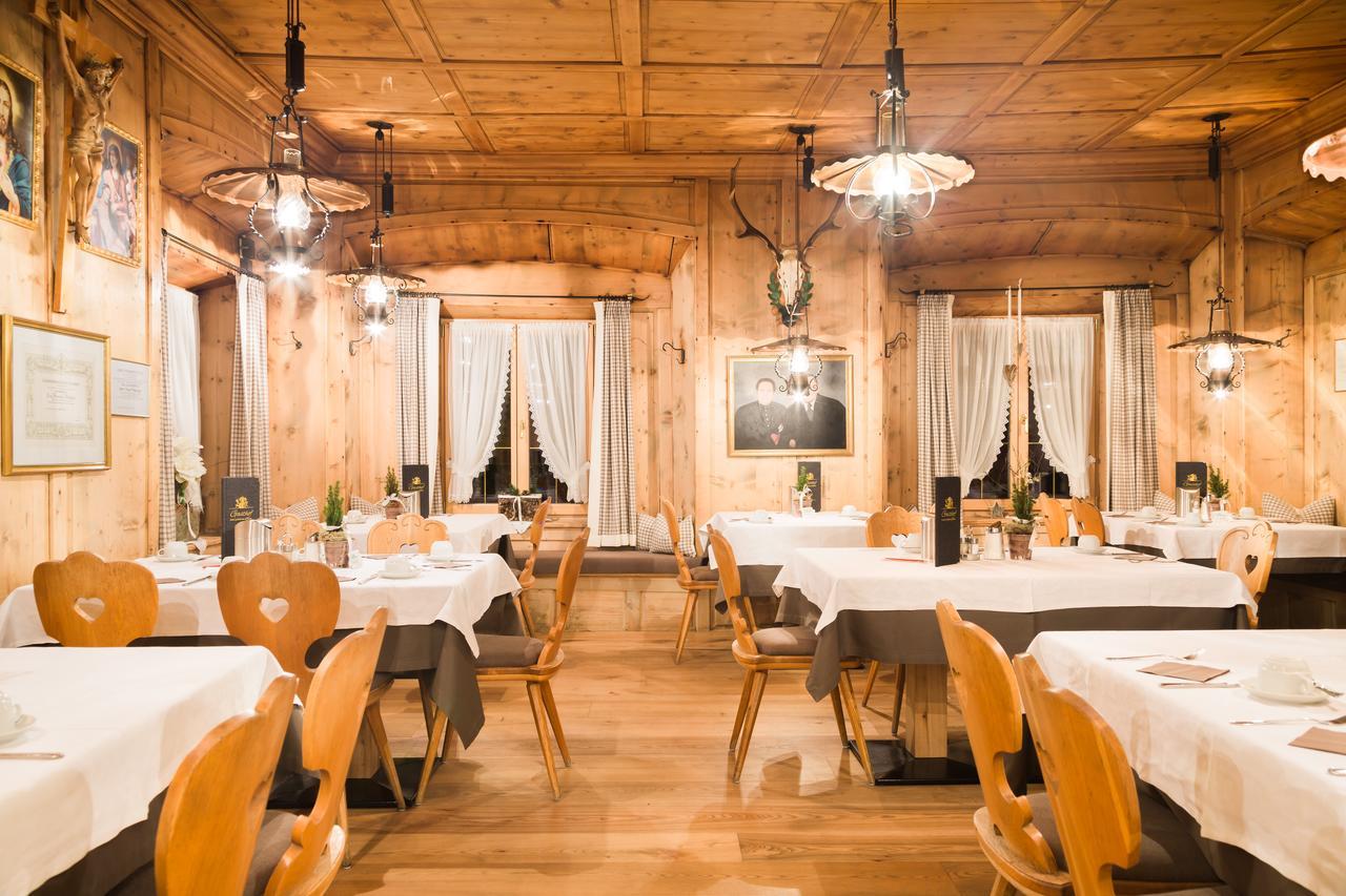 Gasthof Zum Goldenen Loewen Наудерс Екстериор снимка
