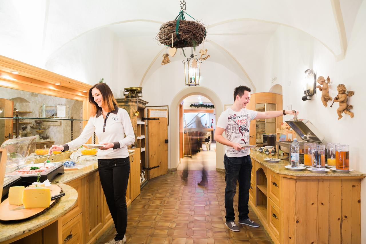 Gasthof Zum Goldenen Loewen Наудерс Екстериор снимка